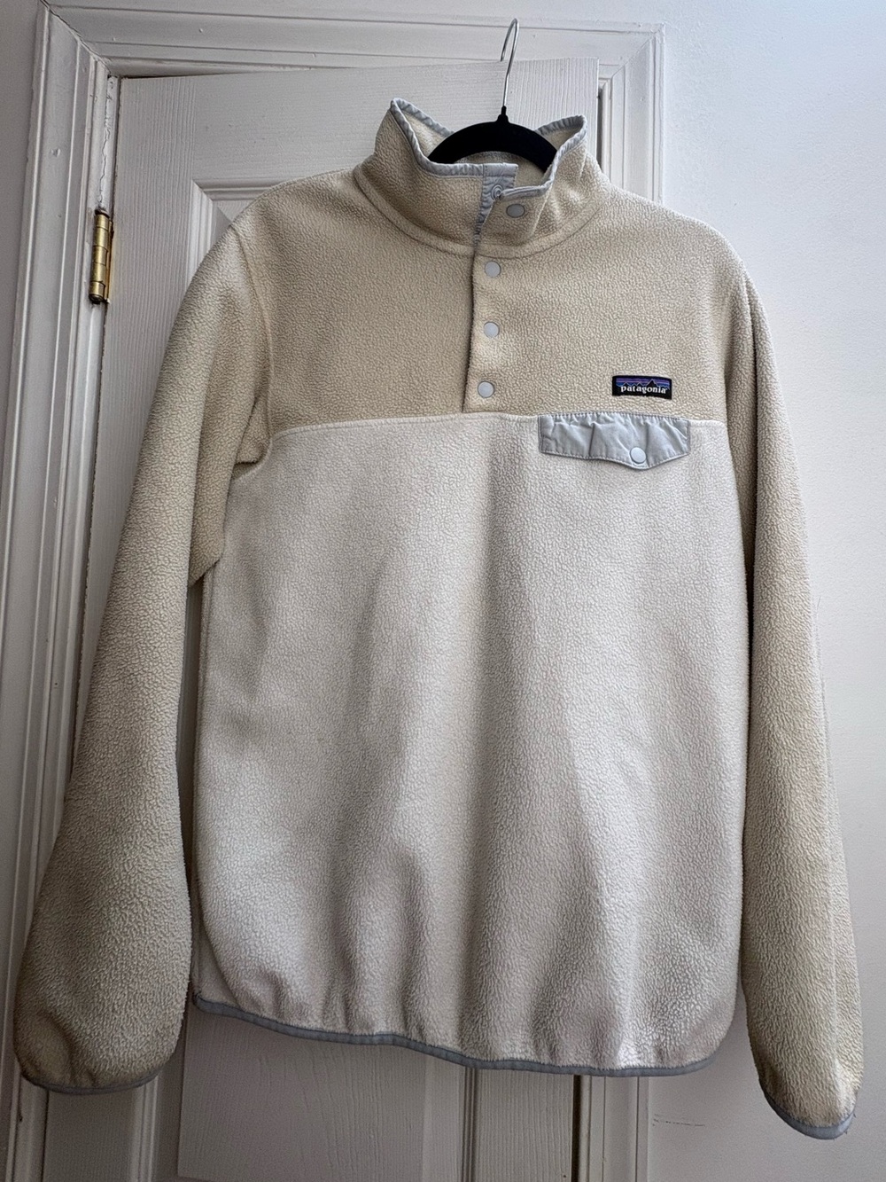 Patagonia Women’s Two-Tone Cream Snap-Up Fleece Pullover